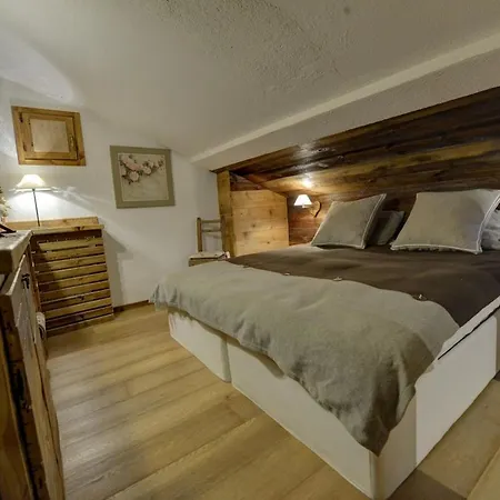 Charme Alpine Апартаменты *